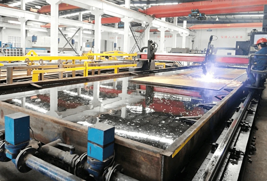 14m × 4m Underwater Plasma Cutting 14m × 4m Underwater Plasma Cutting