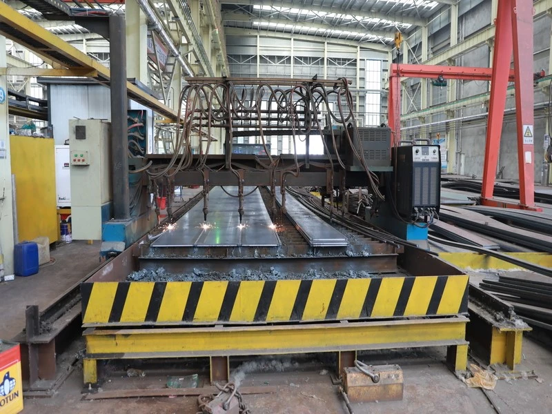 3.2m × 23m CNC Cutting Machine 3.2m × 23m CNC Cutting Machine